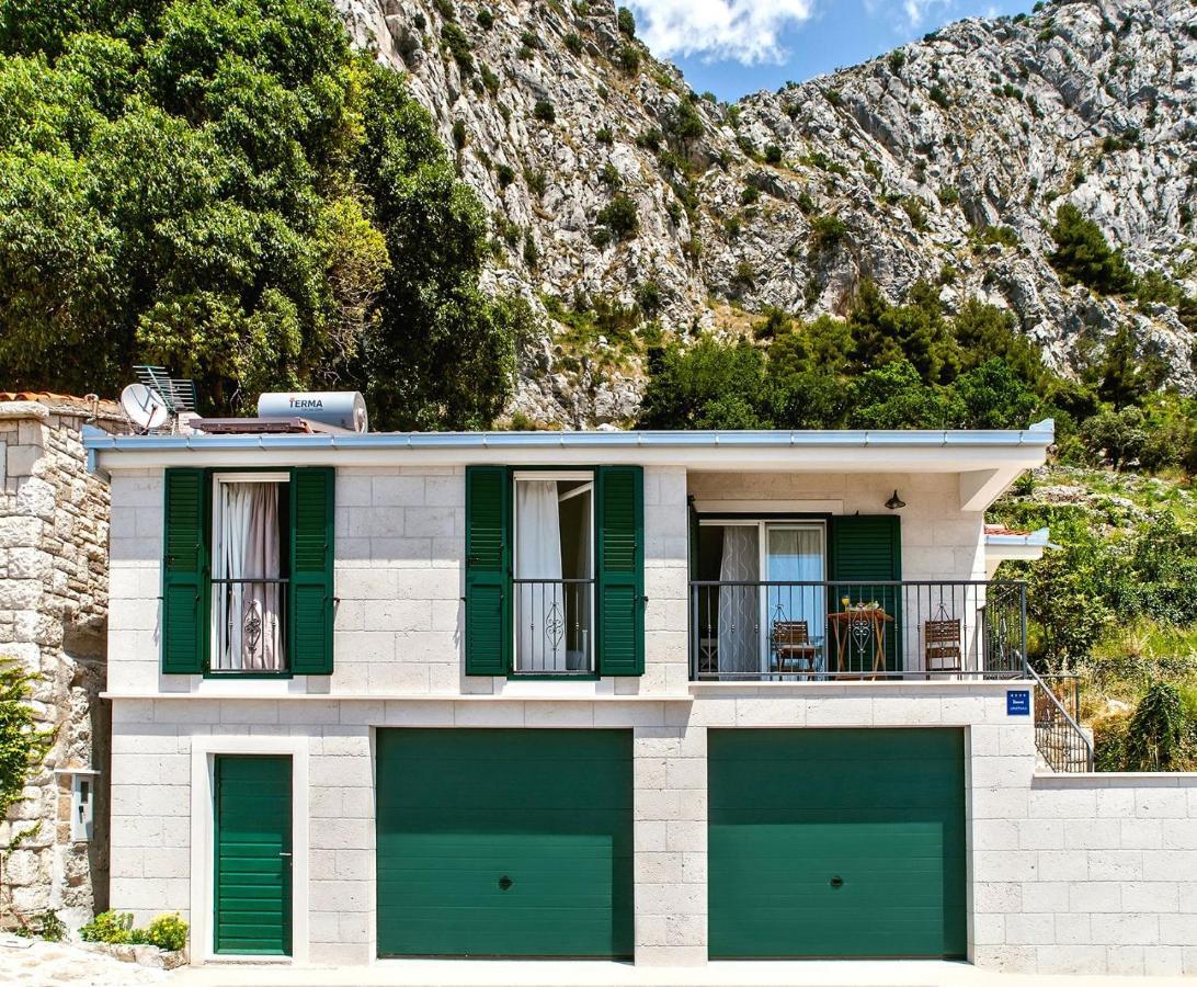 فيلا House Dunja أوميس المظهر الخارجي الصورة